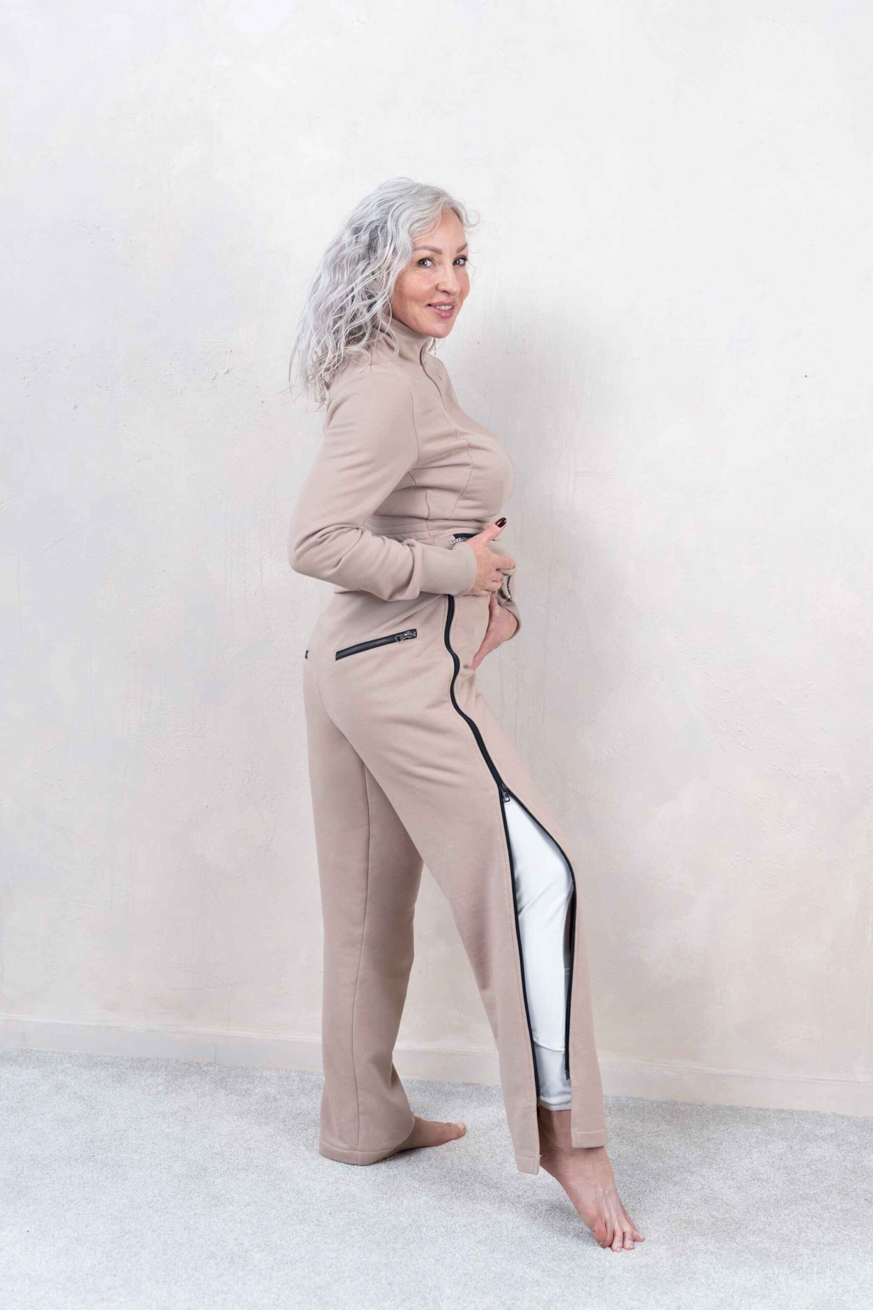 HIDE sweatpants - Image 7